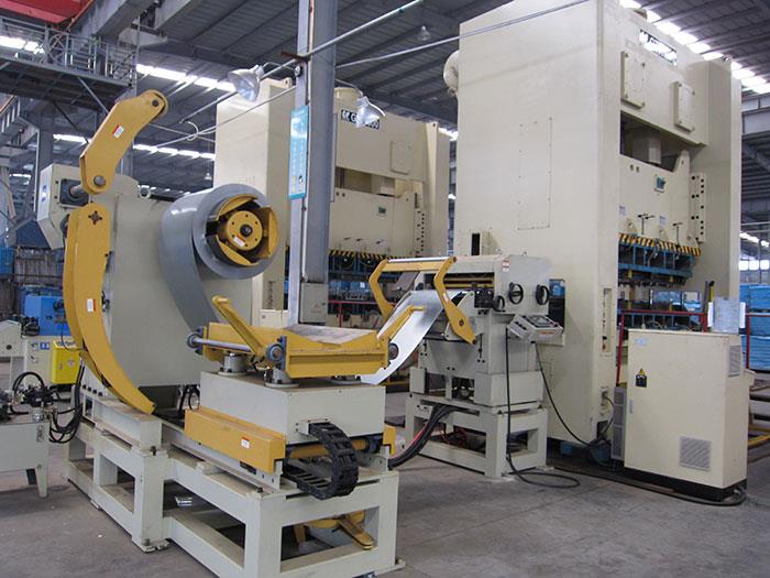 uncoiler straightener feeder 1